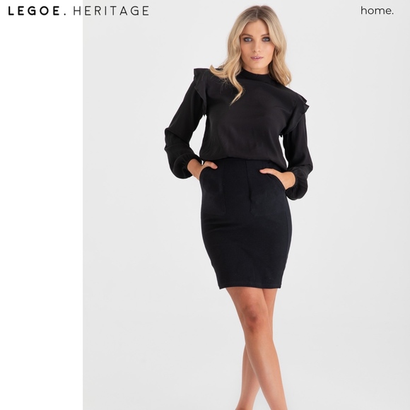 Zephyr Mini Skirt Black - Maternity Skirt LEGOE. - Picture 2 of 4